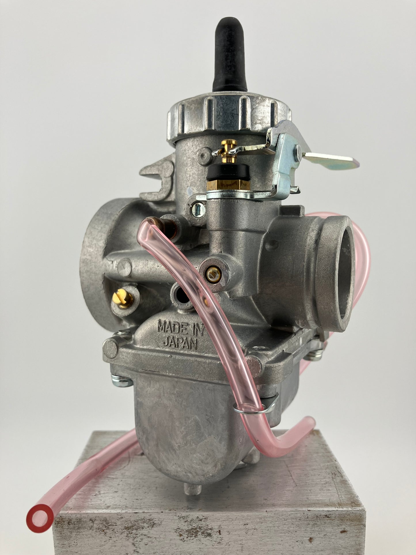 Mikuni VM-30 round-slide carburetor