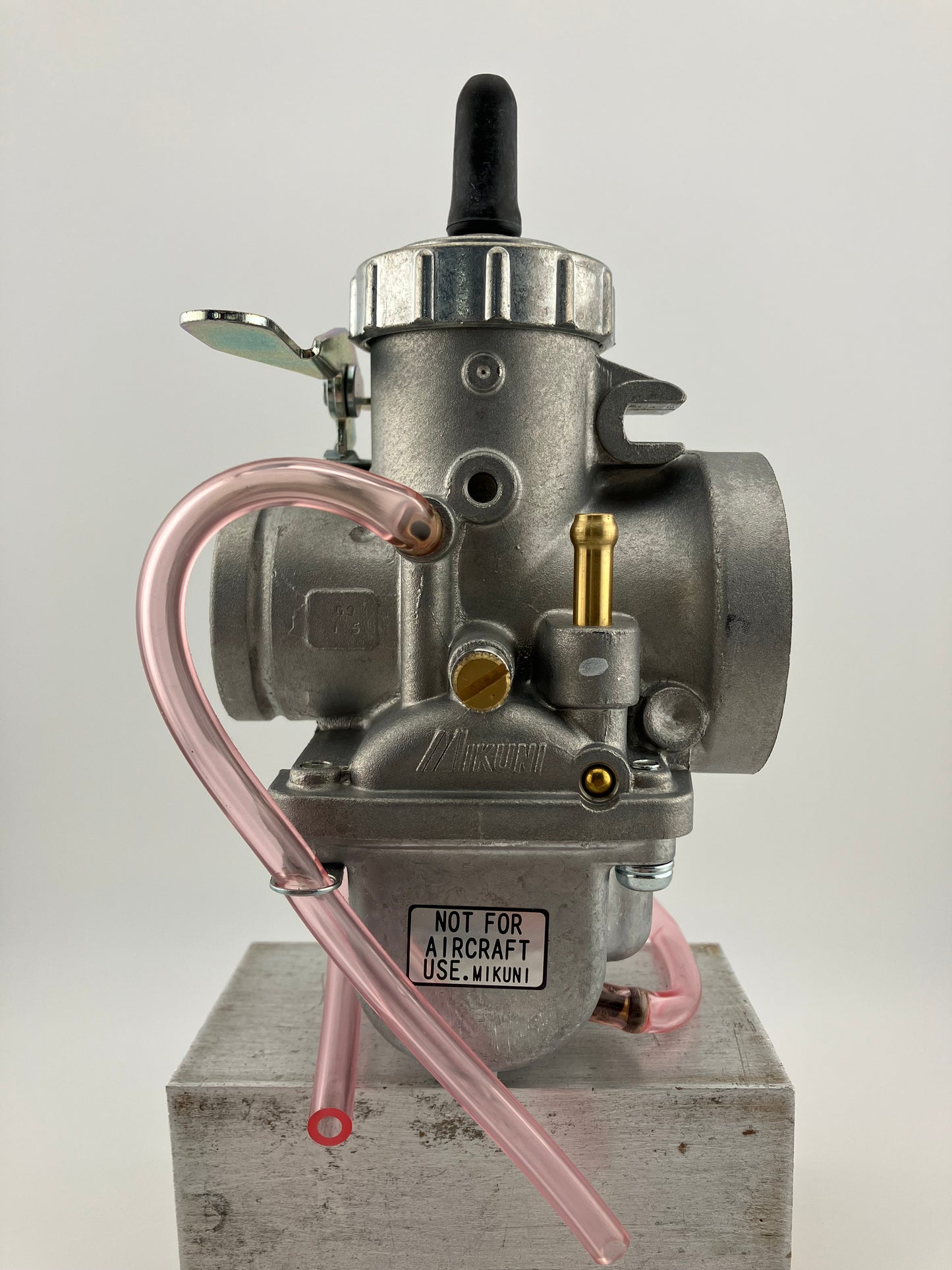 Mikuni VM-30 round-slide carburetor
